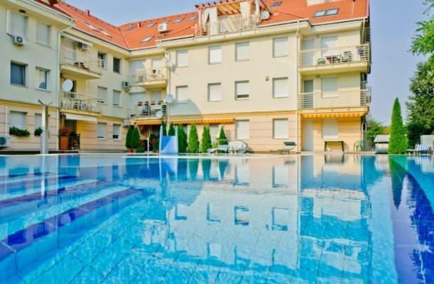 Relax Beach Apartman ไฮจ์ดุสโซบอสโล ภายนอก รูปภาพ