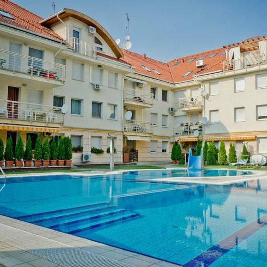 Relax Beach Apartman ไฮจ์ดุสโซบอสโล ภายนอก รูปภาพ